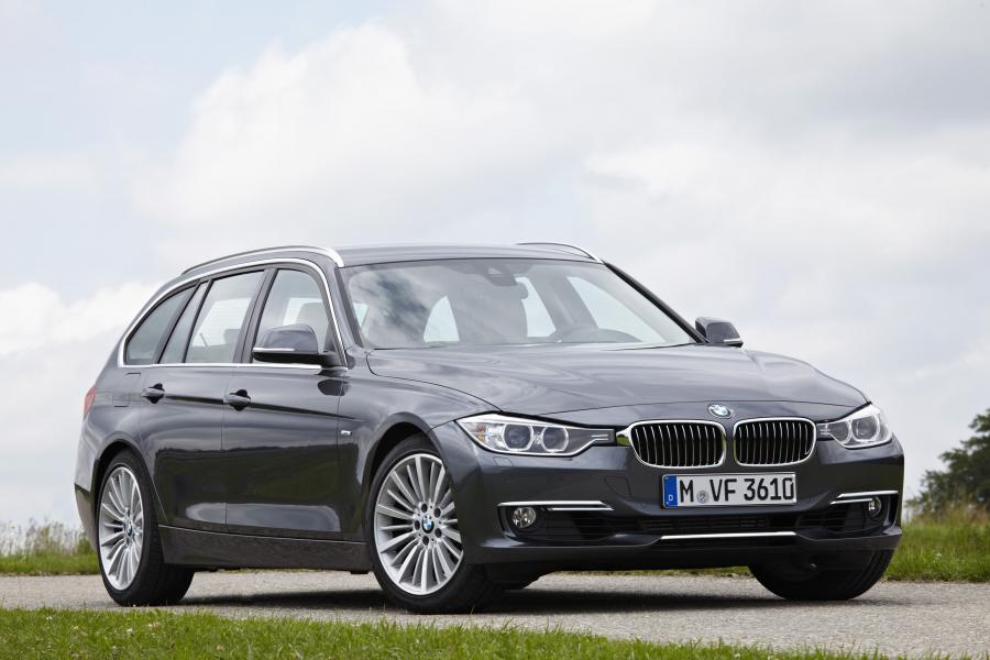  BMW 328i Touring Luxury 2012 года  (фото 143 из 200)
